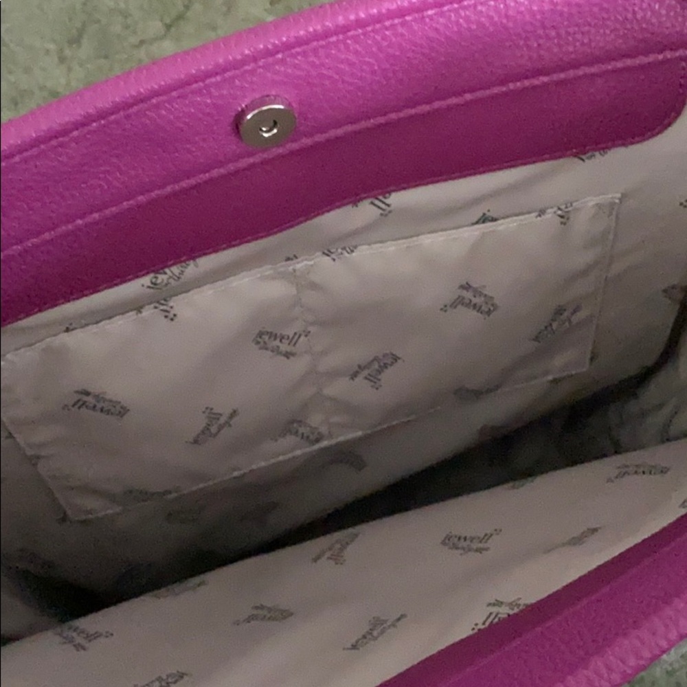 Nice thirty one purse - Picture 4 of 13
